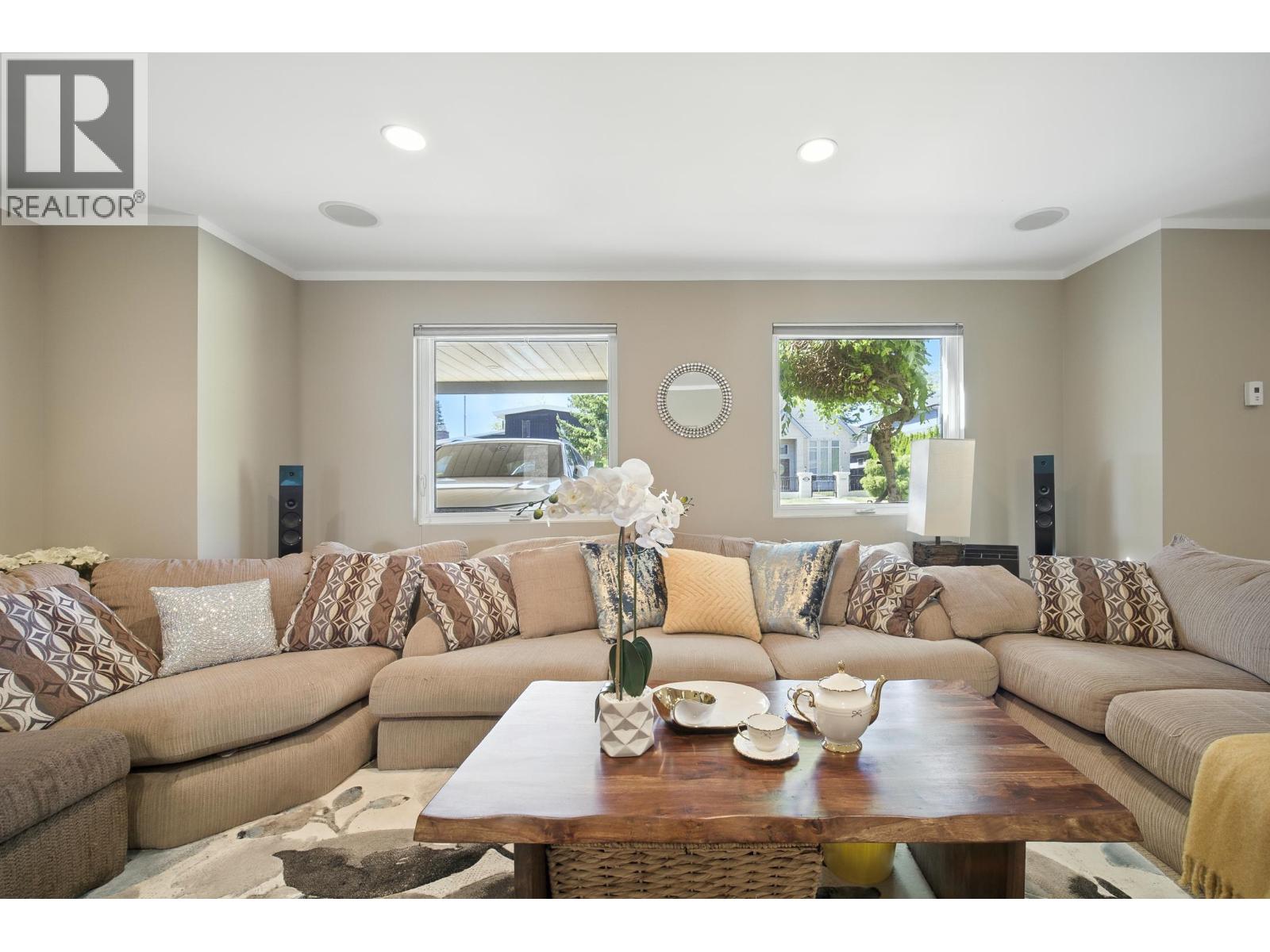 8600 Fairway Road, Richmond, British Columbia  V7C 1Y6 - Photo 19 - R3068713