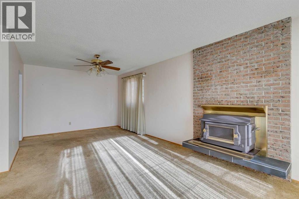 916 Mapledale Place Se, Calgary, Alberta  T2J 1W6 - Photo 5 - A2270331