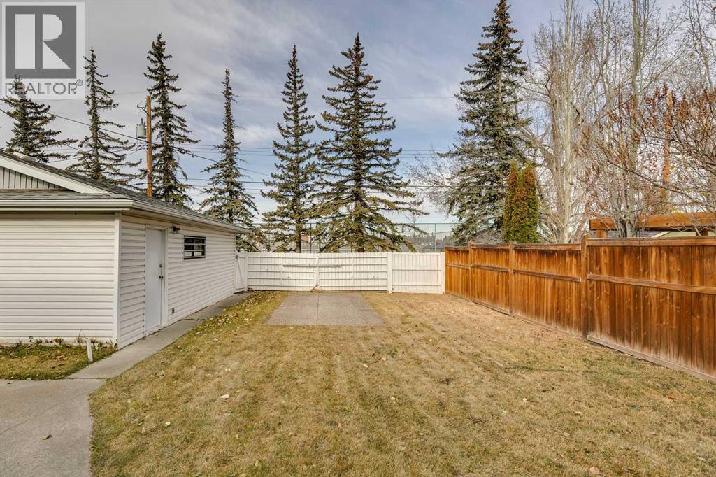 916 Mapledale Place Se, Calgary, Alberta  T2J 1W6 - Photo 40 - A2270331
