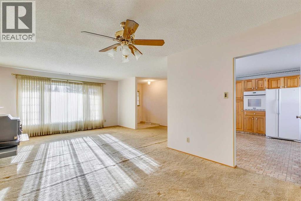 916 Mapledale Place Se, Calgary, Alberta  T2J 1W6 - Photo 8 - A2270331