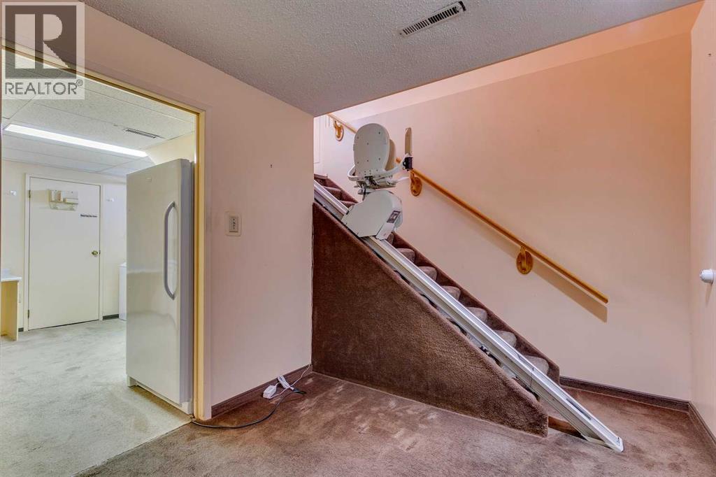 916 Mapledale Place Se, Calgary, Alberta  T2J 1W6 - Photo 23 - A2270331