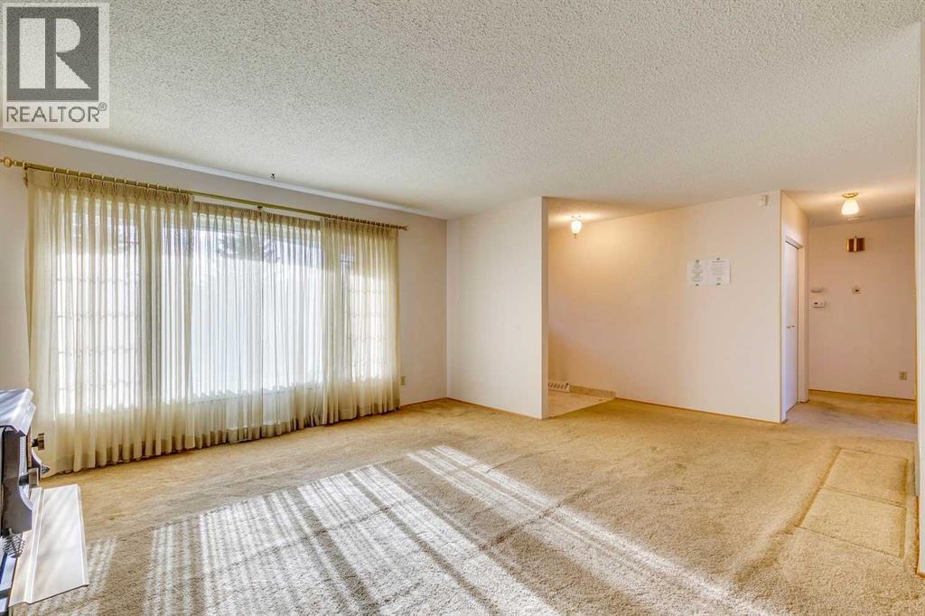 916 Mapledale Place Se, Calgary, Alberta  T2J 1W6 - Photo 4 - A2270331