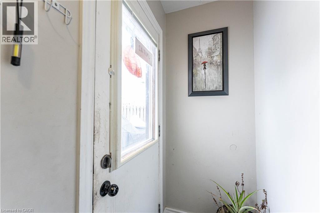 185 Bellingham Drive Unit# 2, Hamilton, Ontario  L8V 4M7 - Photo 3 - 40789474