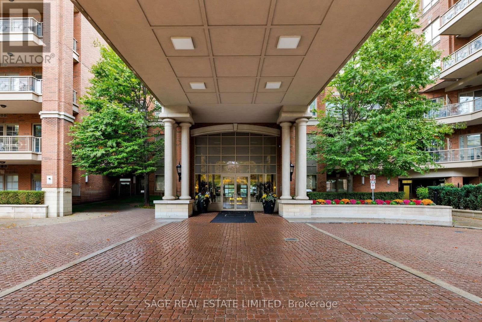 416 - 21 Burkebrook Place, Toronto, Ontario  M4G 0A2 - Photo 33 - C12560924