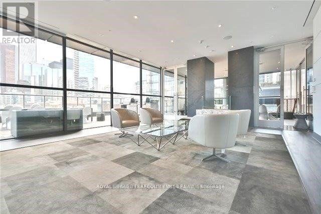 2701 - 290 Adelaide Street, Toronto, Ontario  M5V 1P6 - Photo 15 - C12560926