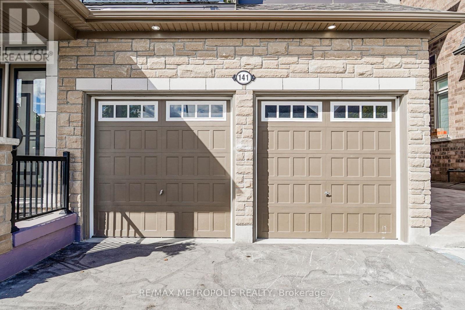 141 Auckland Drive, Whitby, Ontario  L1P 0J2 - Photo 7 - E12560960