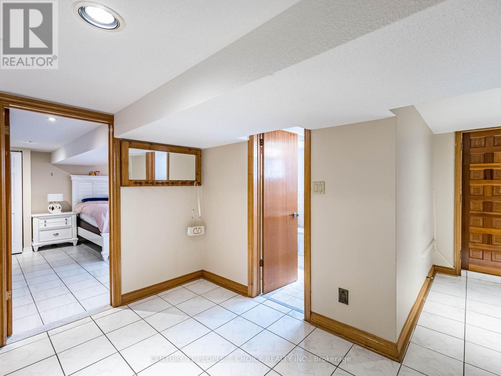 Basement - 110 Houston Road, Vaughan, Ontario  L4L 1V3 - Photo 5 - N12560932