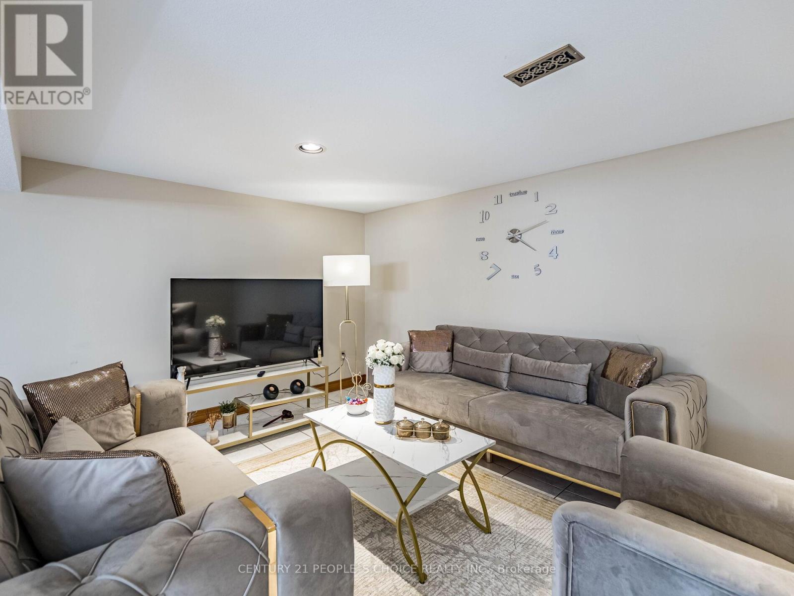 Basement - 110 Houston Road, Vaughan, Ontario  L4L 1V3 - Photo 9 - N12560932