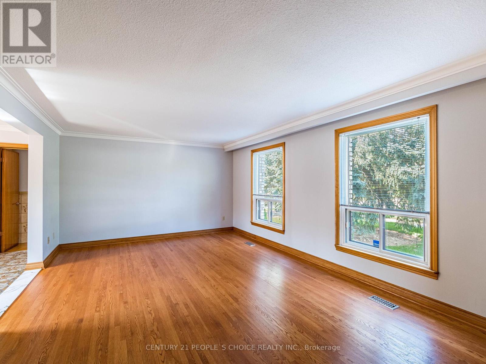 Upper - 110 Houston Road, Vaughan, Ontario  L4L 1V3 - Photo 10 - N12560936