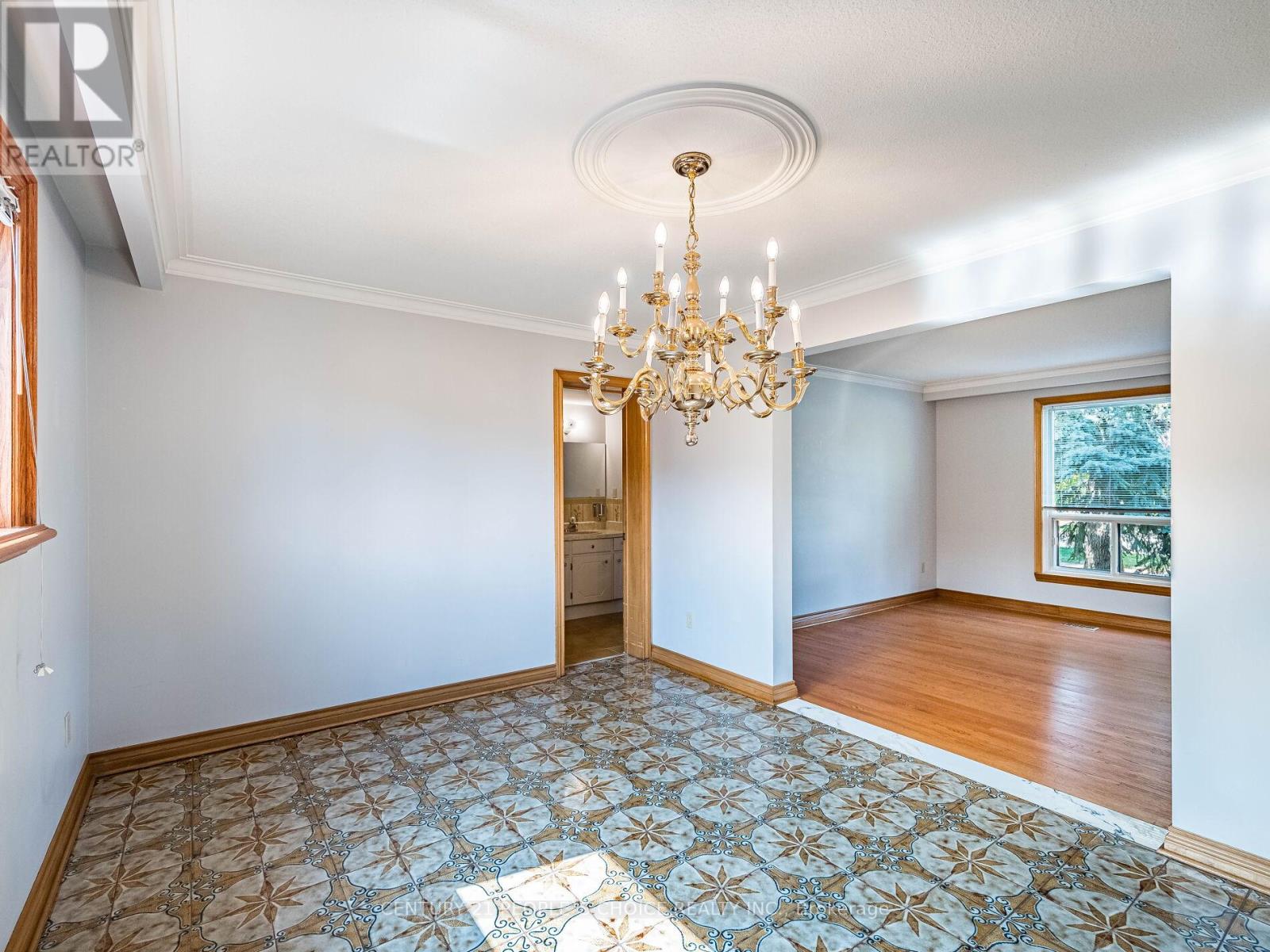 Upper - 110 Houston Road, Vaughan, Ontario  L4L 1V3 - Photo 13 - N12560936