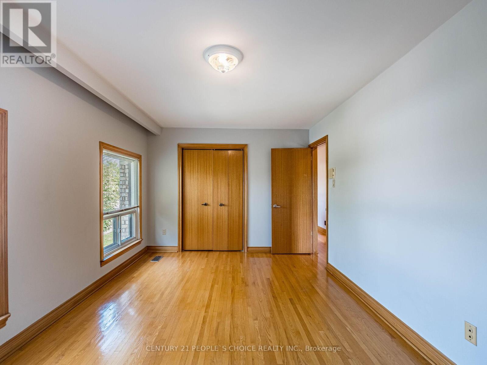 Upper - 110 Houston Road, Vaughan, Ontario  L4L 1V3 - Photo 39 - N12560936