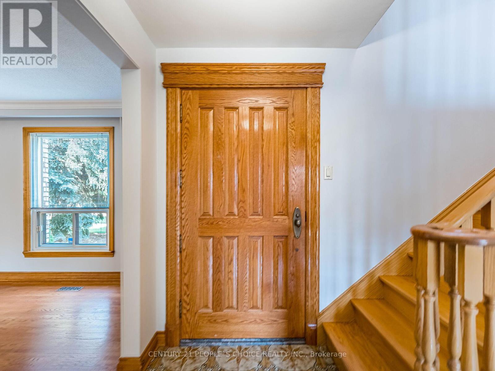 Upper - 110 Houston Road, Vaughan, Ontario  L4L 1V3 - Photo 8 - N12560936