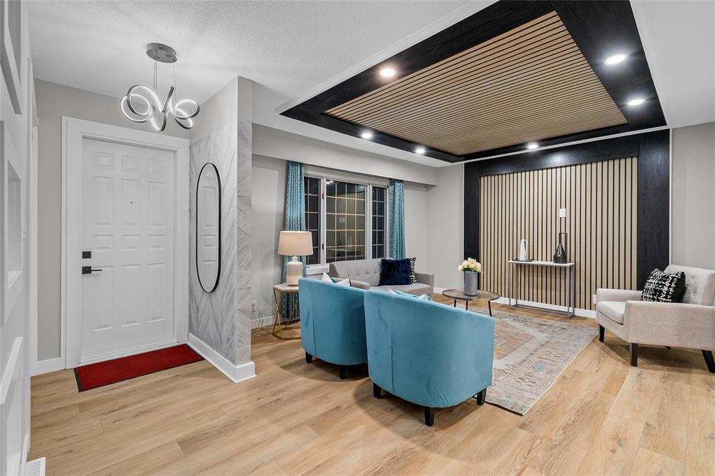 279 Mapleglen Drive, Winnipeg, Manitoba  R2P 0B1 - Photo 2 - 202528406