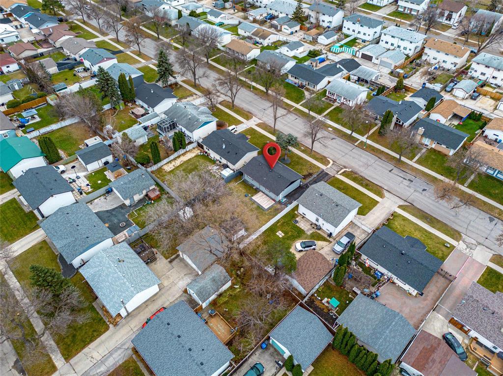 279 Mapleglen Drive, Winnipeg, Manitoba  R2P 0B1 - Photo 35 - 202528406