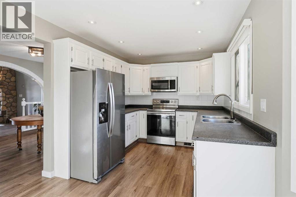 30 Comfort Close, Red Deer, Alberta  T4P 2T7 - Photo 10 - A2266779