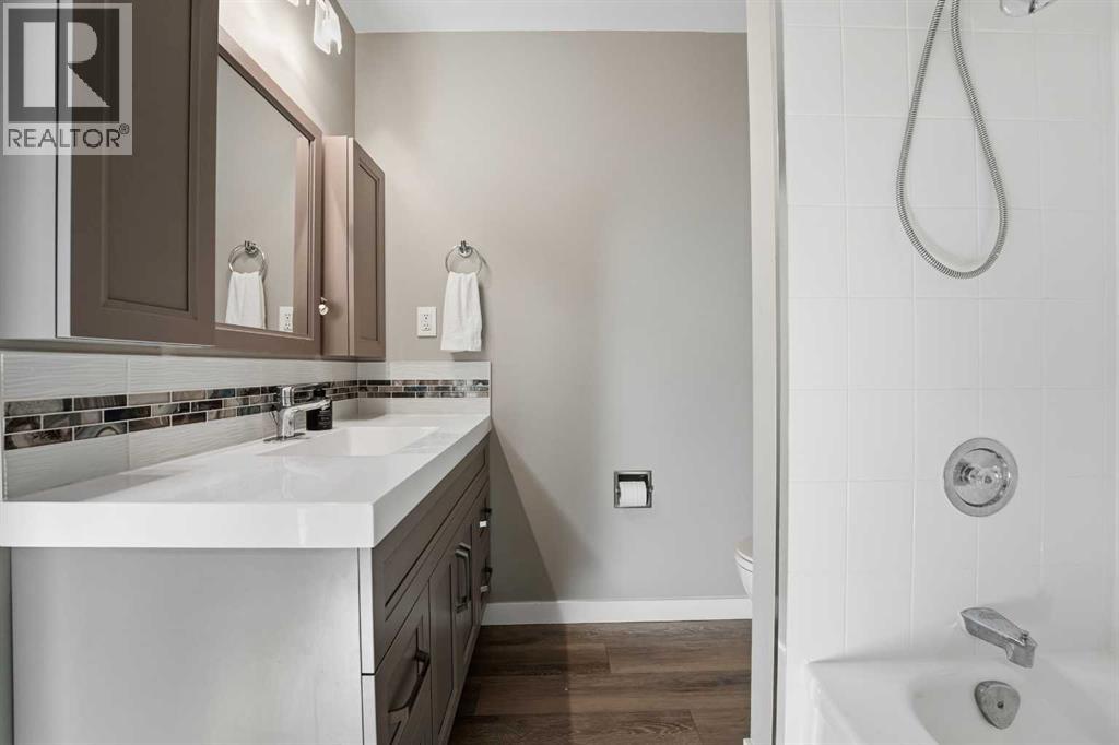 30 Comfort Close, Red Deer, Alberta  T4P 2T7 - Photo 23 - A2266779