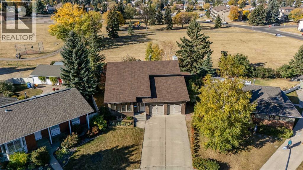 30 Comfort Close, Red Deer, Alberta  T4P 2T7 - Photo 37 - A2266779