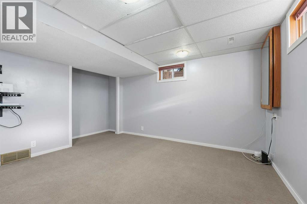 30 Comfort Close, Red Deer, Alberta  T4P 2T7 - Photo 29 - A2266779