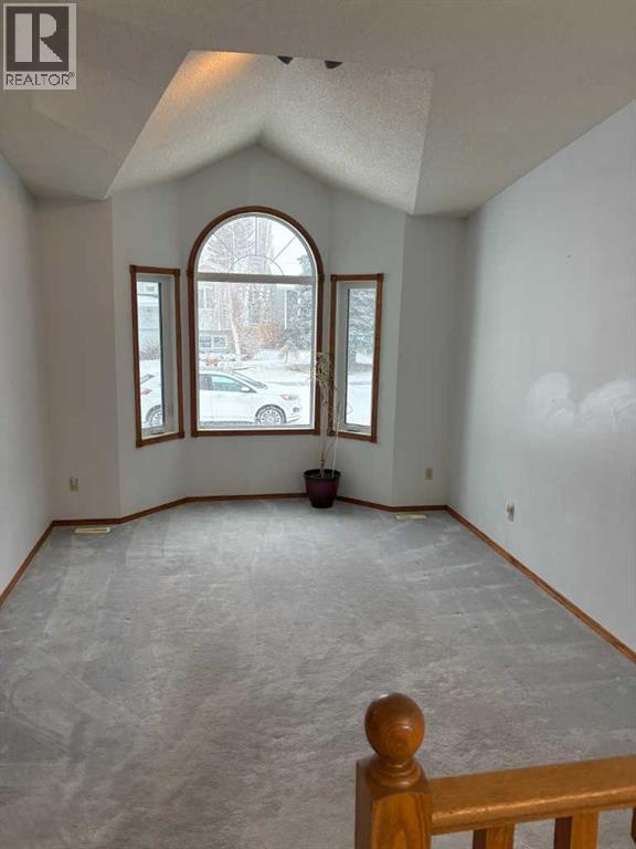 35 Depalme Street, Red Deer, Alberta  T4R 2G4 - Photo 3 - A2269607