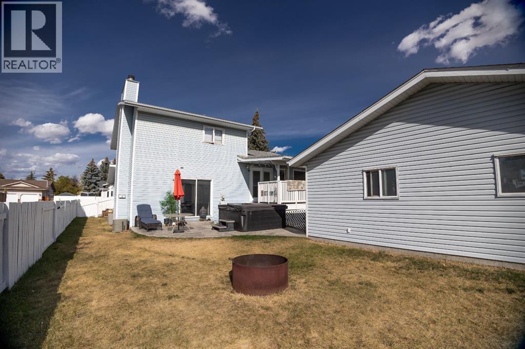 35 Depalme Street, Red Deer, Alberta  T4R 2G4 - Photo 27 - A2269607