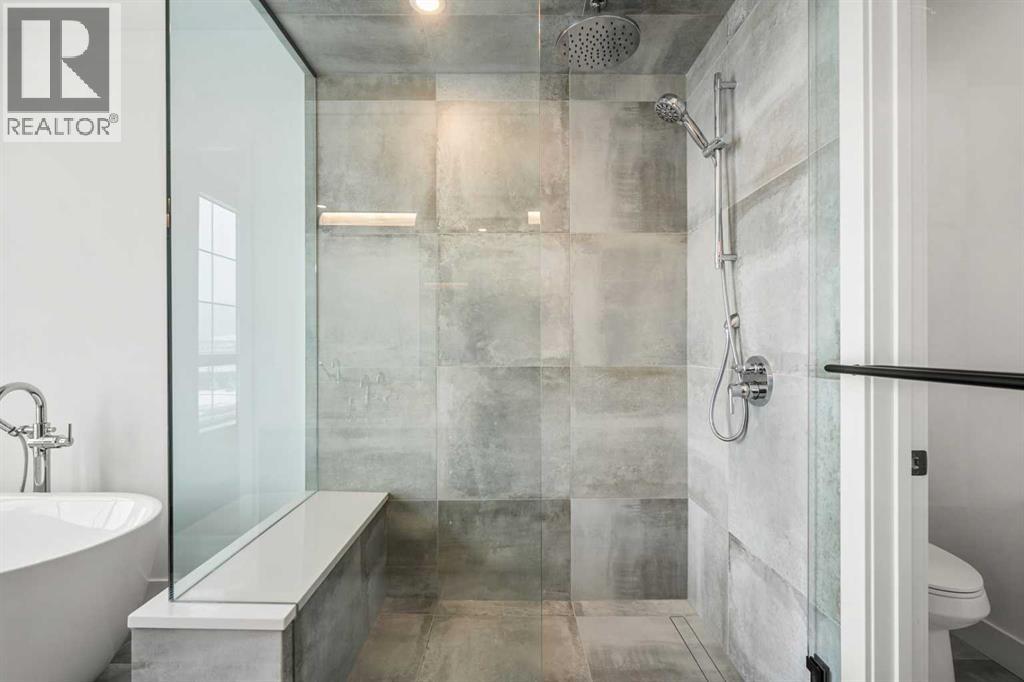 16 Greenwich Heath Nw, Calgary, Alberta  T3B 6P4 - Photo 24 - A2260575