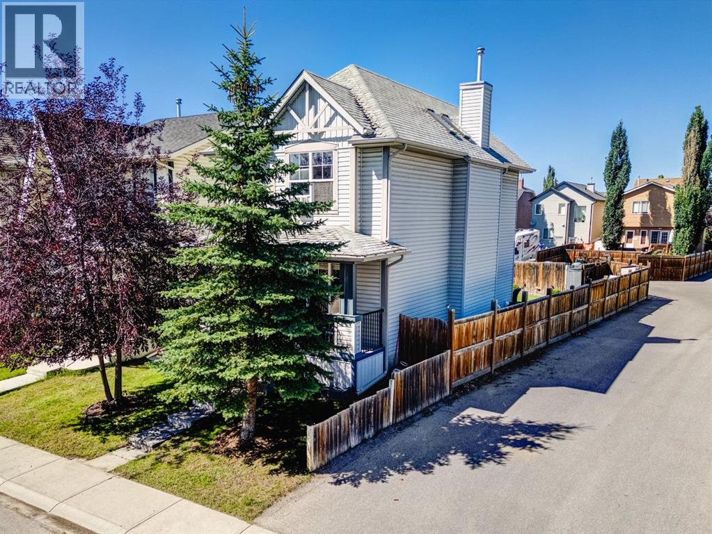 133 Auburn Bay View Se, Calgary, Alberta  T3M 0C3 - Photo 1 - A2263297