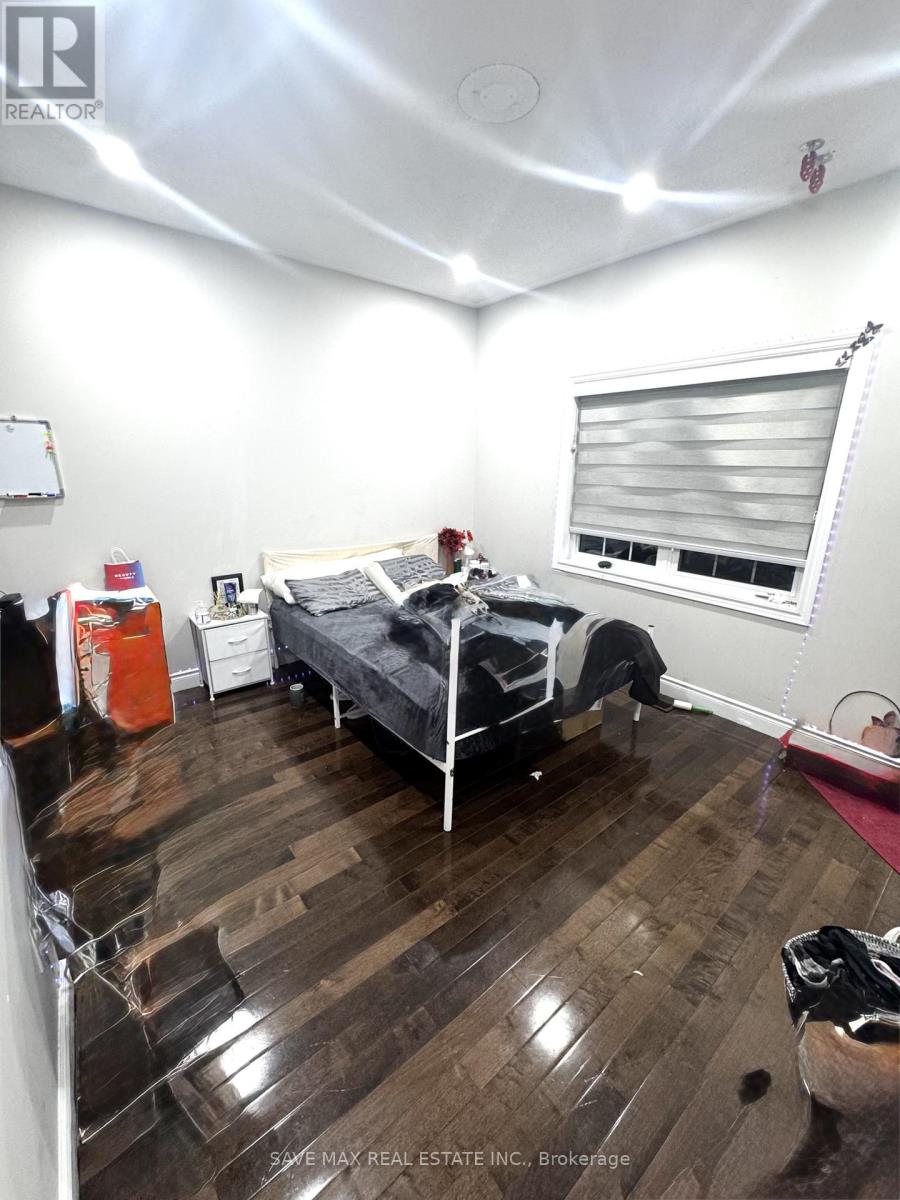 64 Louvain Drive, Brampton, Ontario L6P 1Y9 - Photo 20 - W12558462