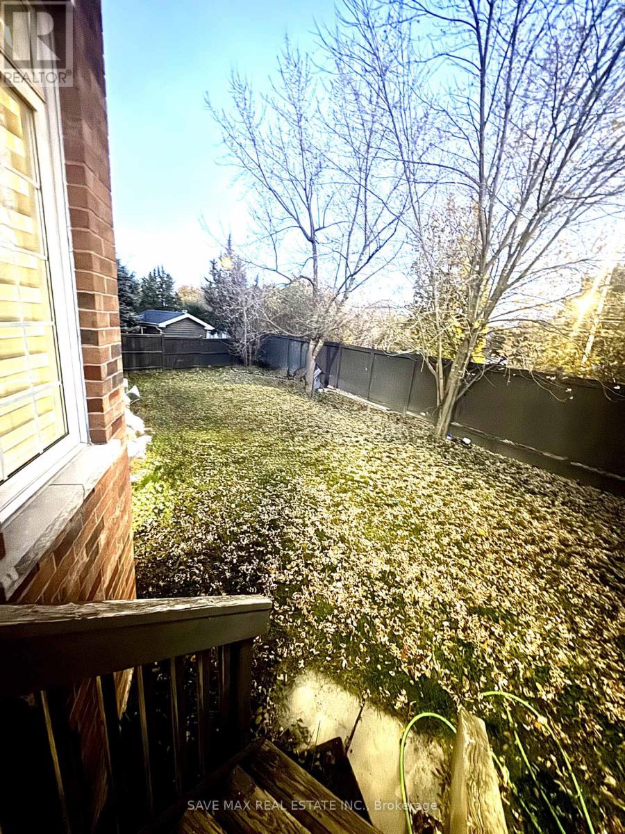 64 Louvain Drive, Brampton, Ontario L6P 1Y9 - Photo 24 - W12558462