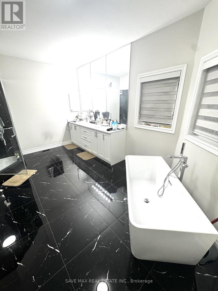 64 Louvain Drive, Brampton, Ontario L6P 1Y9 - Photo 16 - W12558462