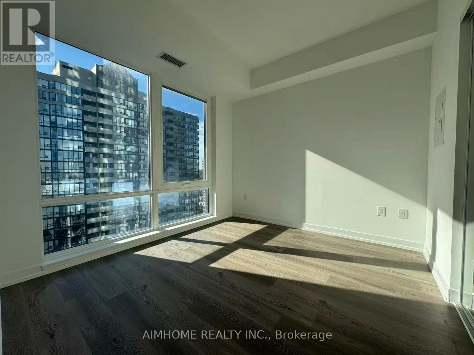 1209 - 395 Square One Drive, Mississauga, Ontario  L5B 0P6 - Photo 13 - W12560942