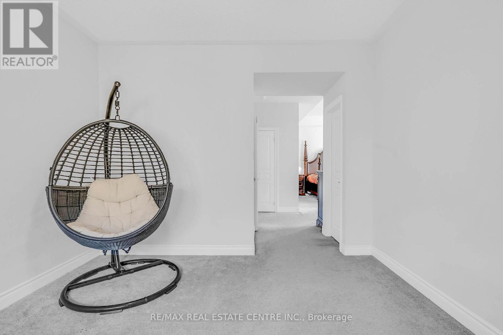 11 Mistyglen Crescent, Brampton, Ontario  L6Y 0X2 - Photo 25 - W12560946