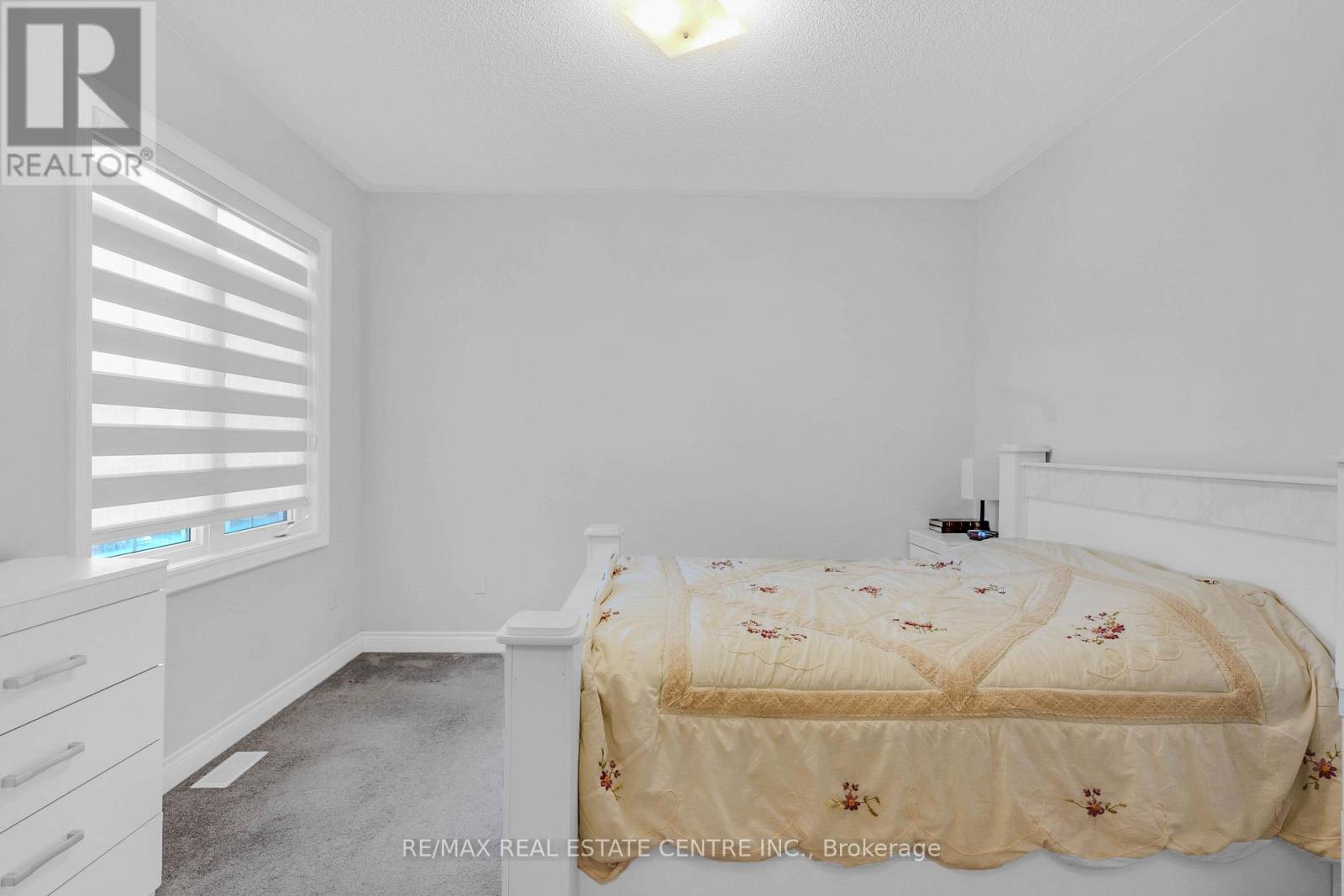 11 Mistyglen Crescent, Brampton, Ontario  L6Y 0X2 - Photo 32 - W12560946