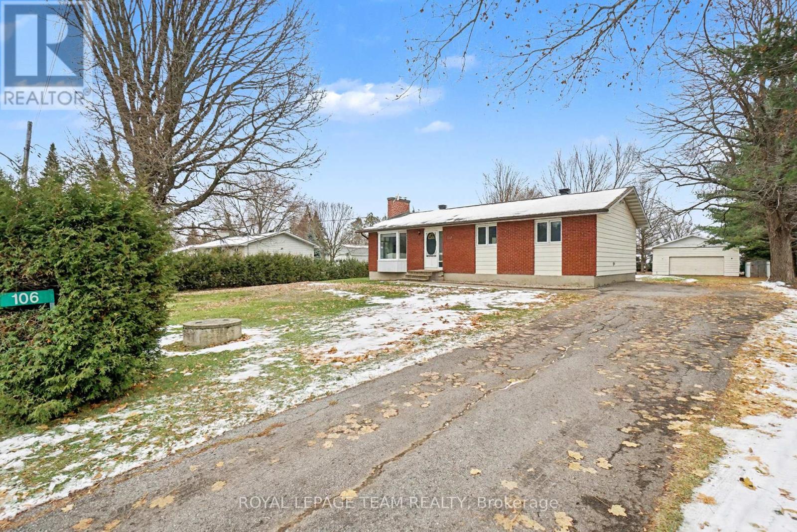 106 SNOWBIRD LANE, Ottawa, Ontario