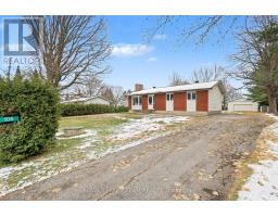 106 SNOWBIRD LANE, Ottawa, Ontario