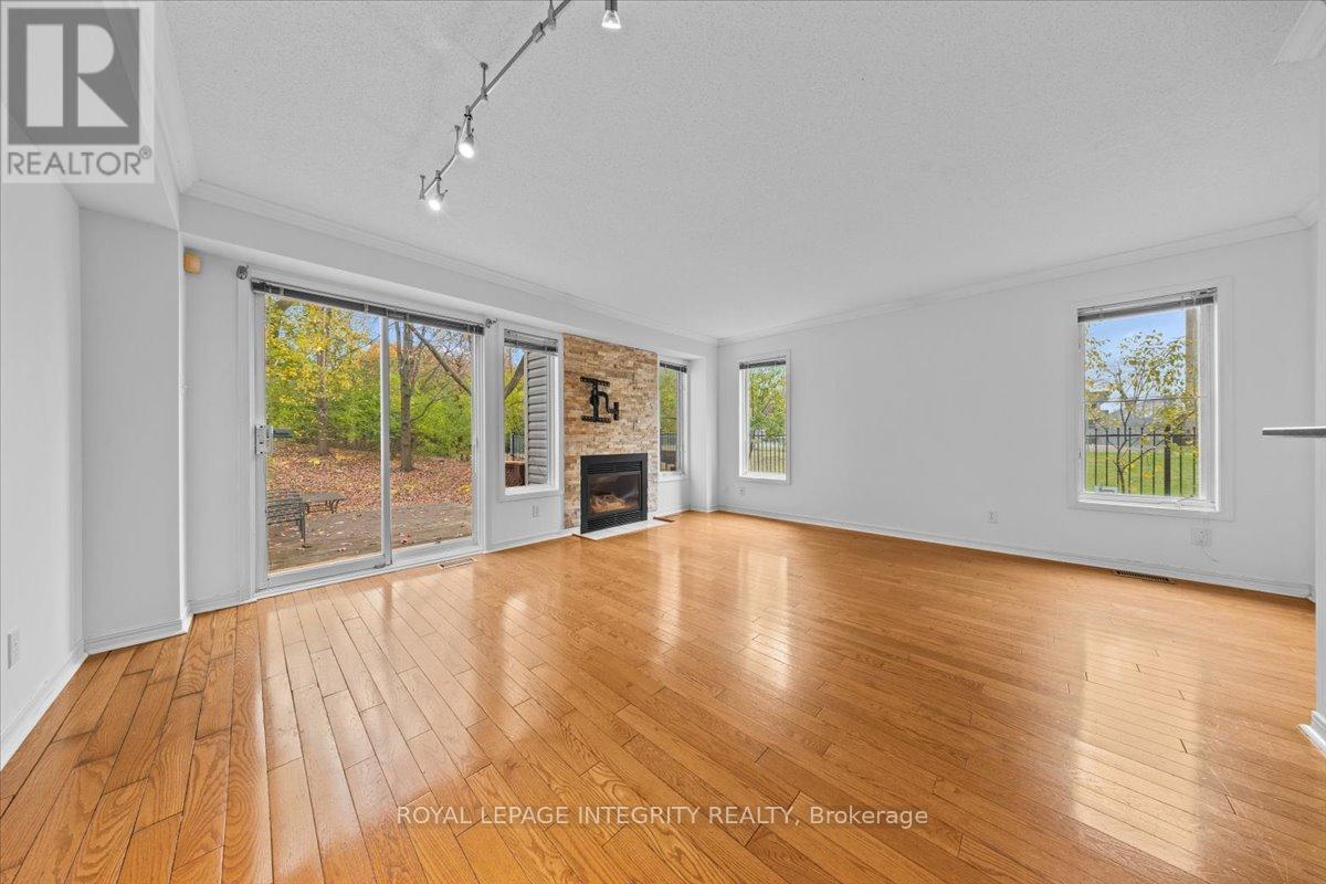 107 Corsica Private, Ottawa, Ontario  K1G 5Y1 - Photo 8 - X12561010