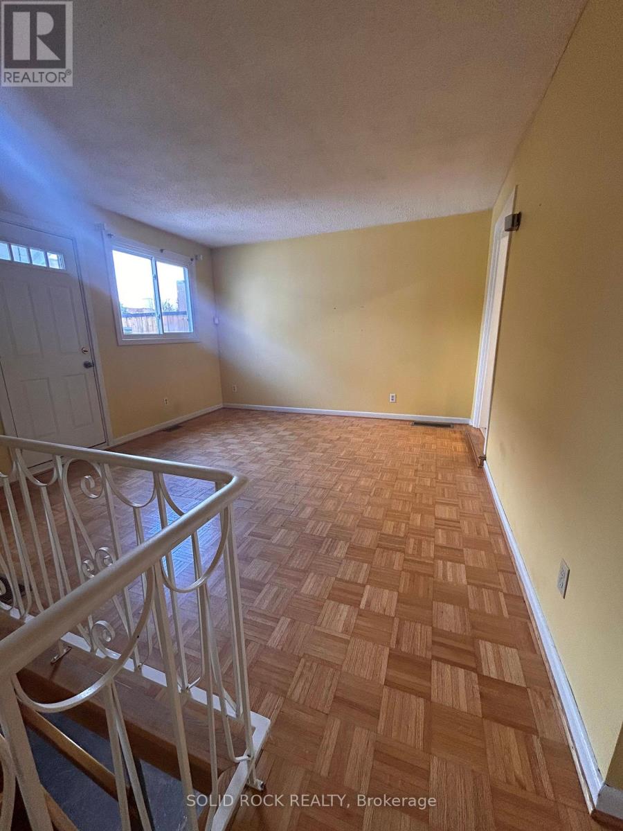 11 Melrose Avenue, Ottawa, Ontario  K1Y 1T8 - Photo 11 - X12561014