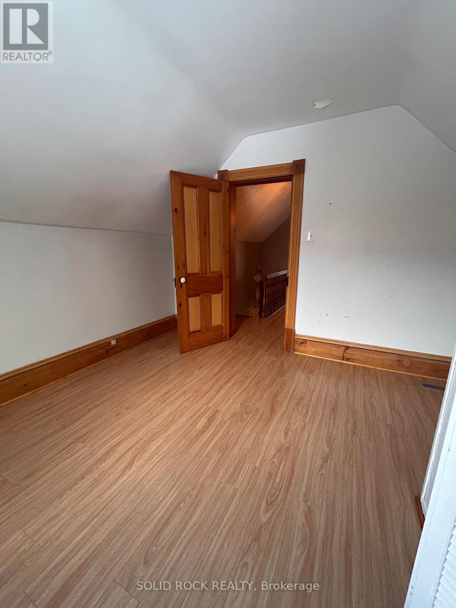 11 Melrose Avenue, Ottawa, Ontario  K1Y 1T8 - Photo 14 - X12561014