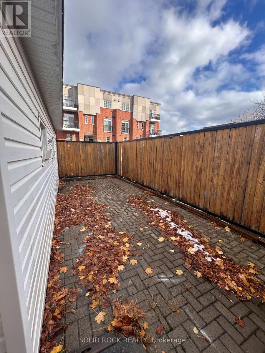 11 Melrose Avenue, Ottawa, Ontario  K1Y 1T8 - Photo 24 - X12561014