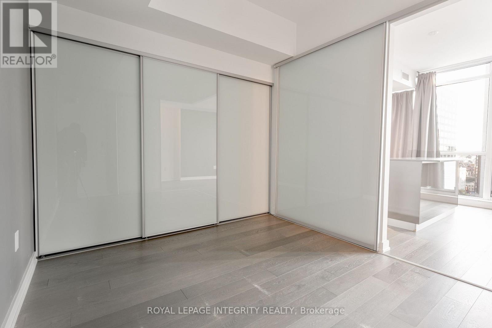 1707 - 199 Slater Street, Ottawa, Ontario  K1P 0C8 - Photo 8 - X12519840