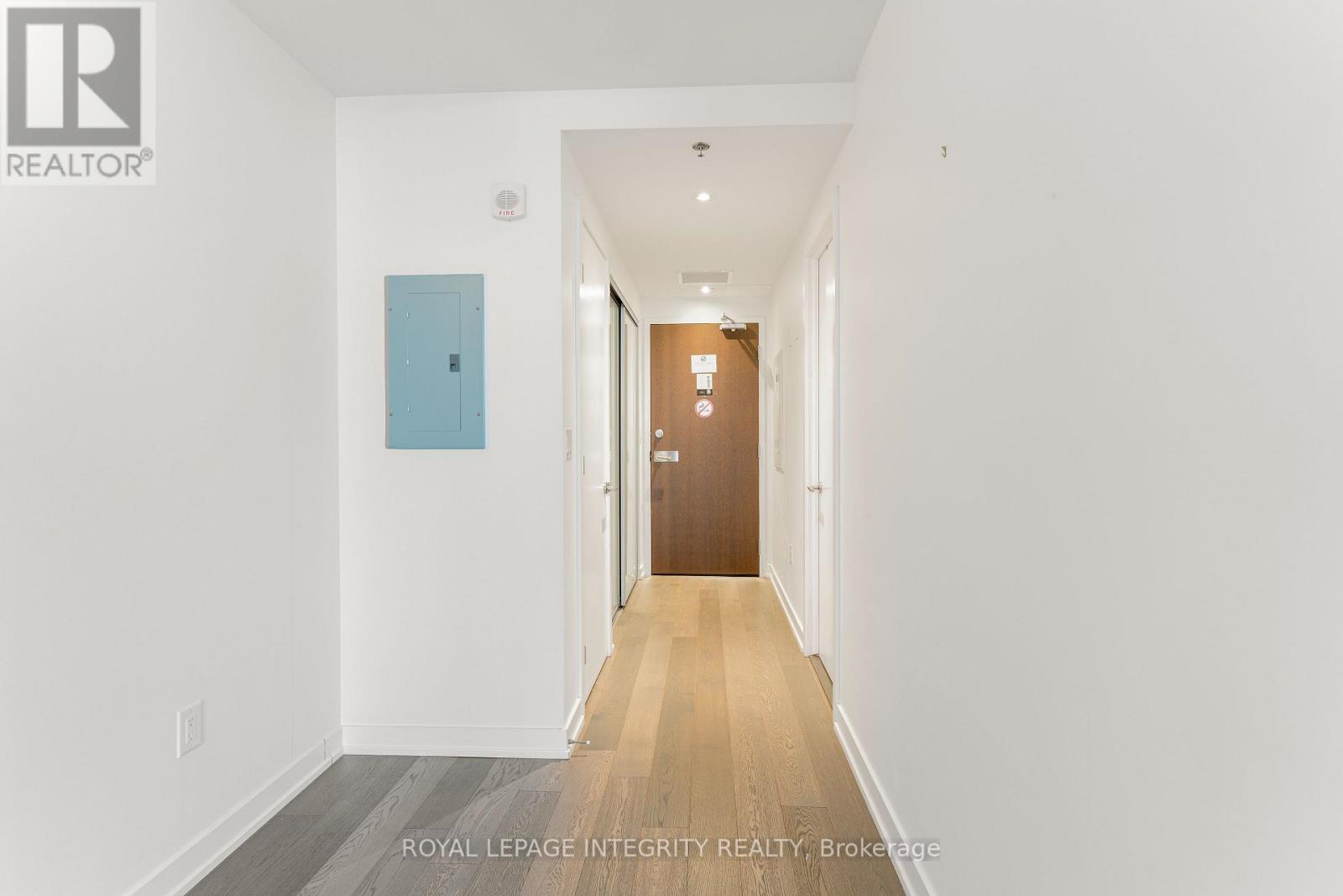 1707 - 199 Slater Street, Ottawa, Ontario  K1P 0C8 - Photo 3 - X12519840