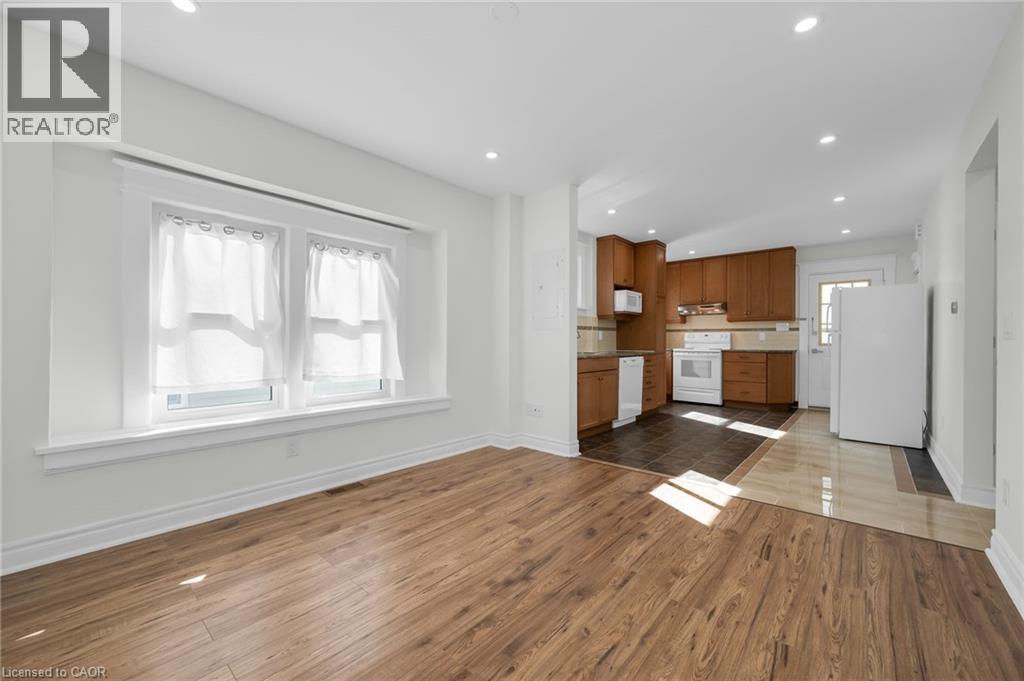 229 Geneva Street Unit# 2, St. Catharines, Ontario  L2R 4R1 - Photo 5 - 40789477