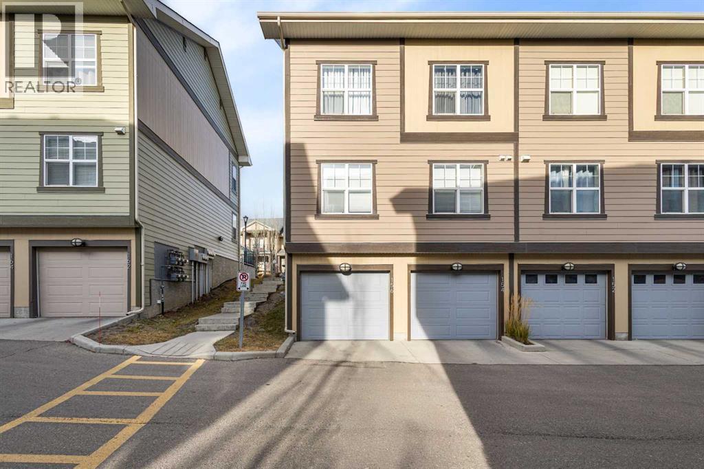 156 Evanscrest Gardens Nw, Calgary, Alberta  T3P 0S1 - Photo 24 - A2271092