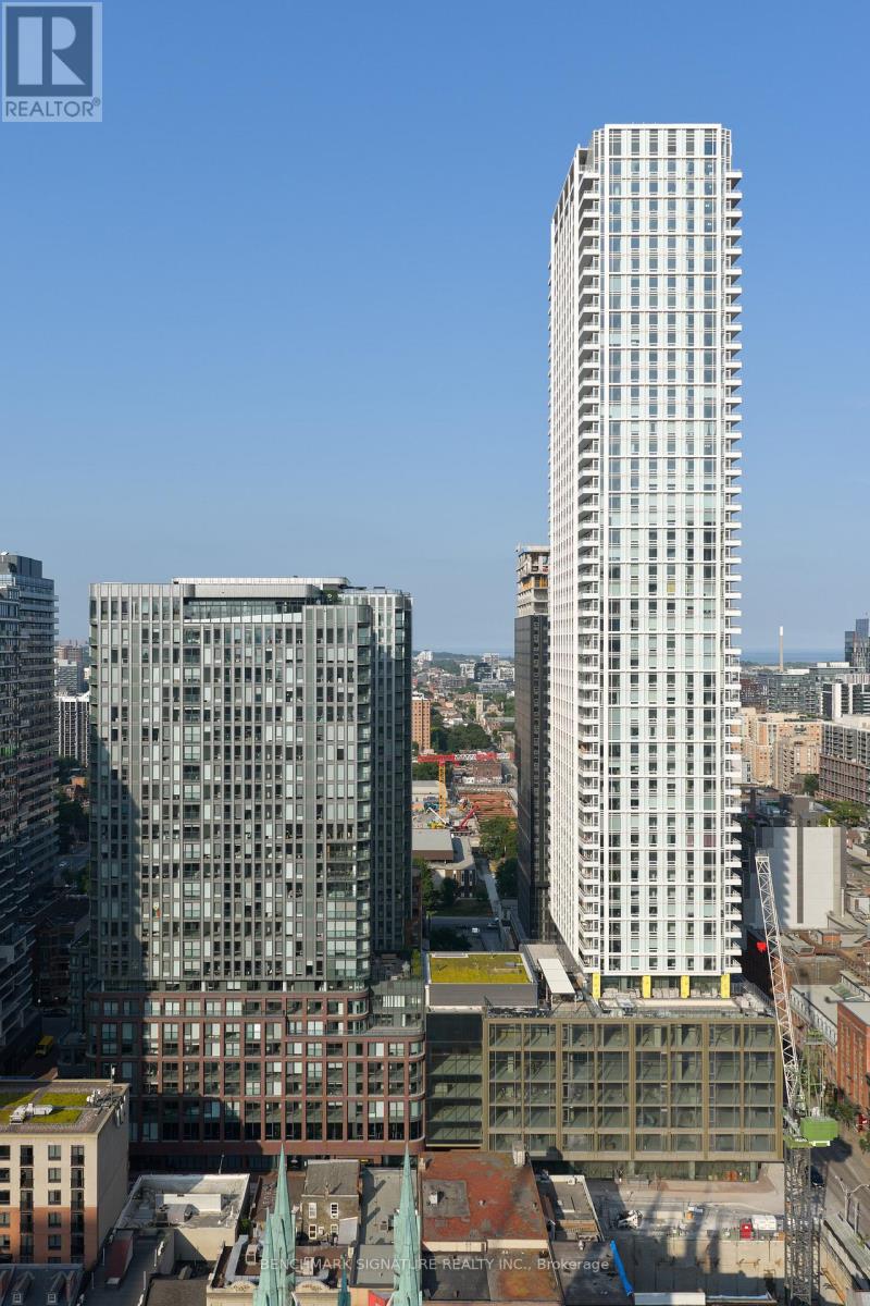 4003 - 88 Queen Street E, Toronto, Ontario  M5C 0B6 - Photo 3 - C12560976