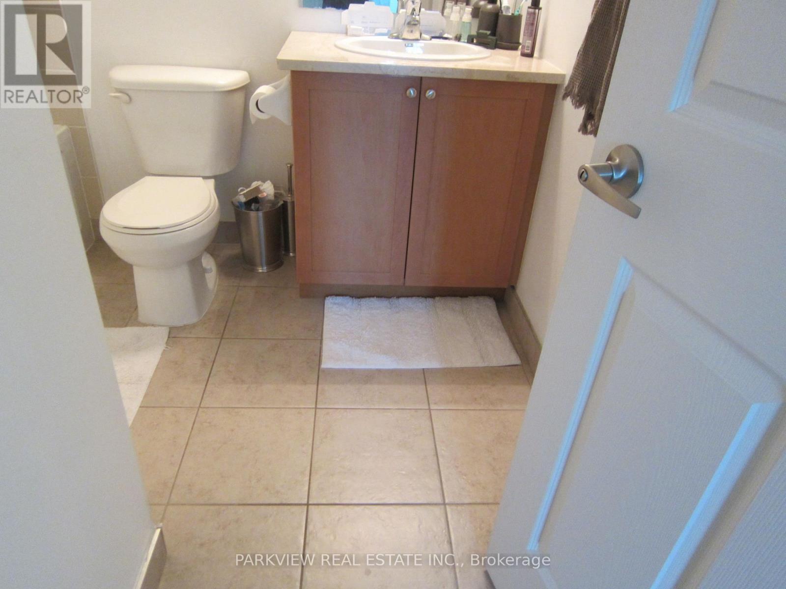 1615 - 25 Lower Simcoe Street, Toronto, Ontario  M5J 3A1 - Photo 4 - C12561008