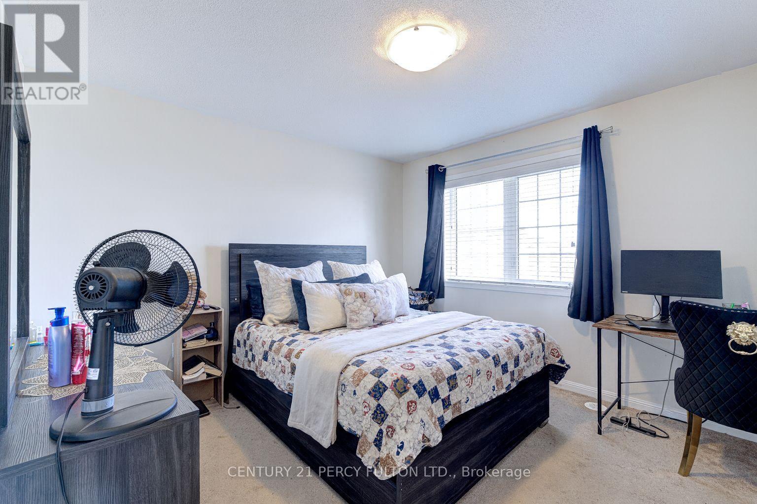 39 Vanhorne Close, Brampton, Ontario  L7A 0X8 - Photo 33 - W12560456