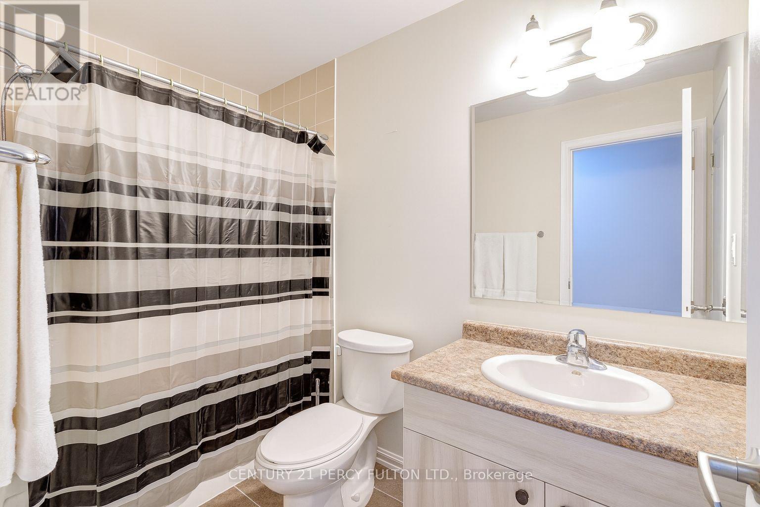 39 Vanhorne Close, Brampton, Ontario  L7A 0X8 - Photo 37 - W12560456