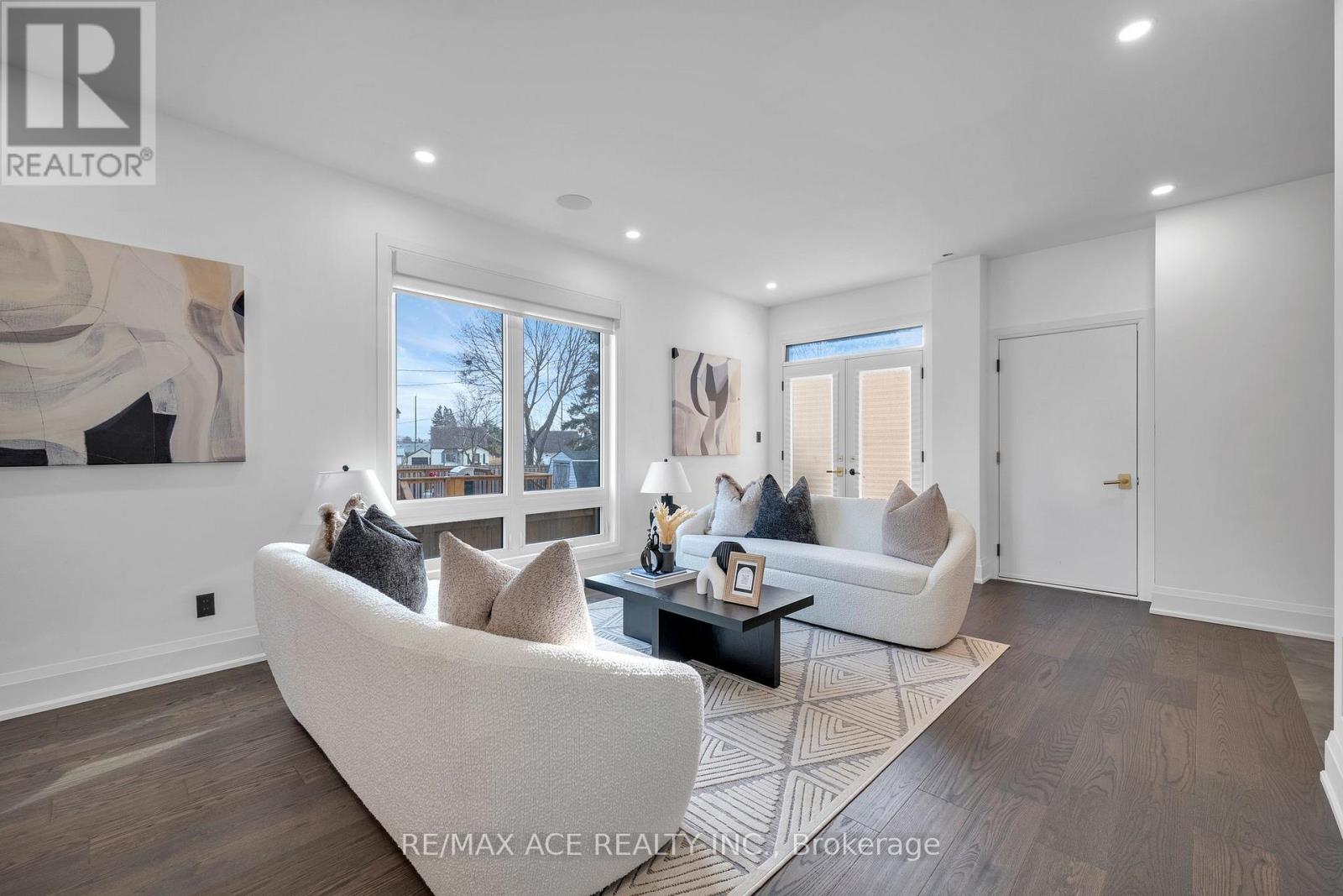 19 Burcher Road, Ajax, Ontario  L1S 2P8 - Photo 6 - E12561004