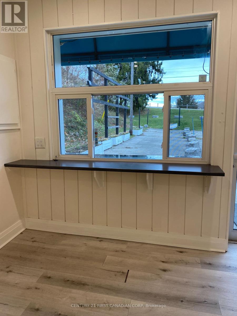 204 Carlow Road, Central Elgin, Ontario  N5L 1C5 - Photo 4 - X12327101