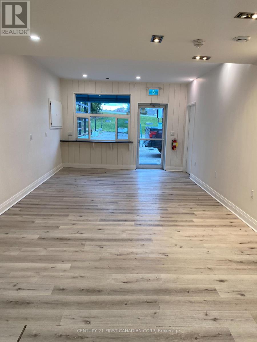 204 Carlow Road, Central Elgin, Ontario  N5L 1C5 - Photo 6 - X12327101