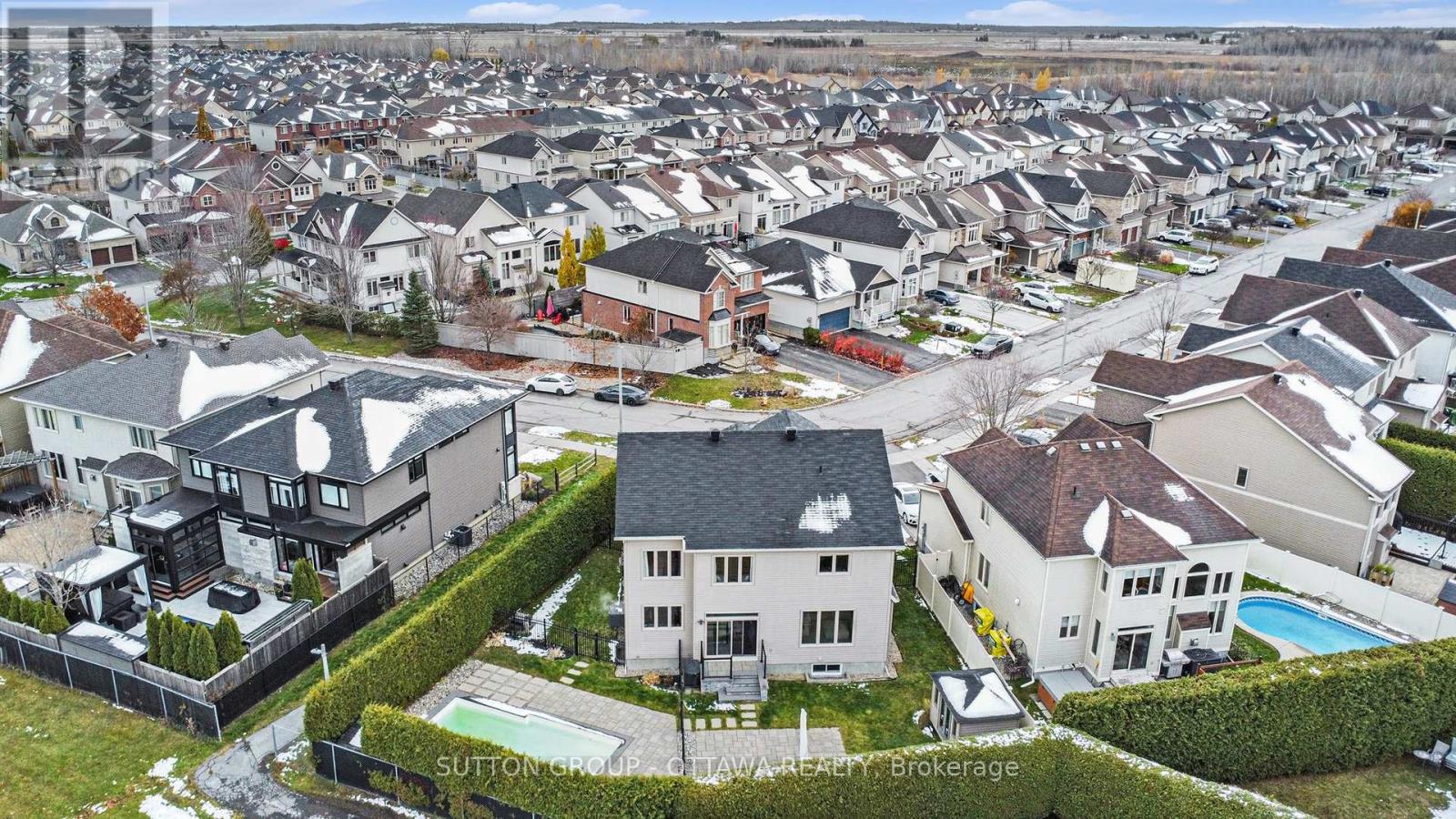 1969 Plainhill Drive, Ottawa, Ontario K4A 0G1 - Photo 2 - X12560928